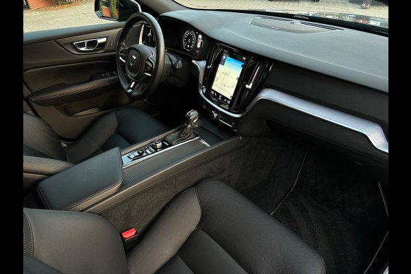 Volvo V60 2.0 T5 R-Design standkachel, camera, wegdraaibare trekhaak