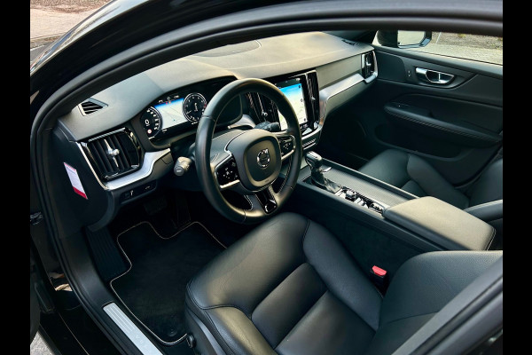 Volvo V60 2.0 T5 R-Design standkachel, camera, wegdraaibare trekhaak