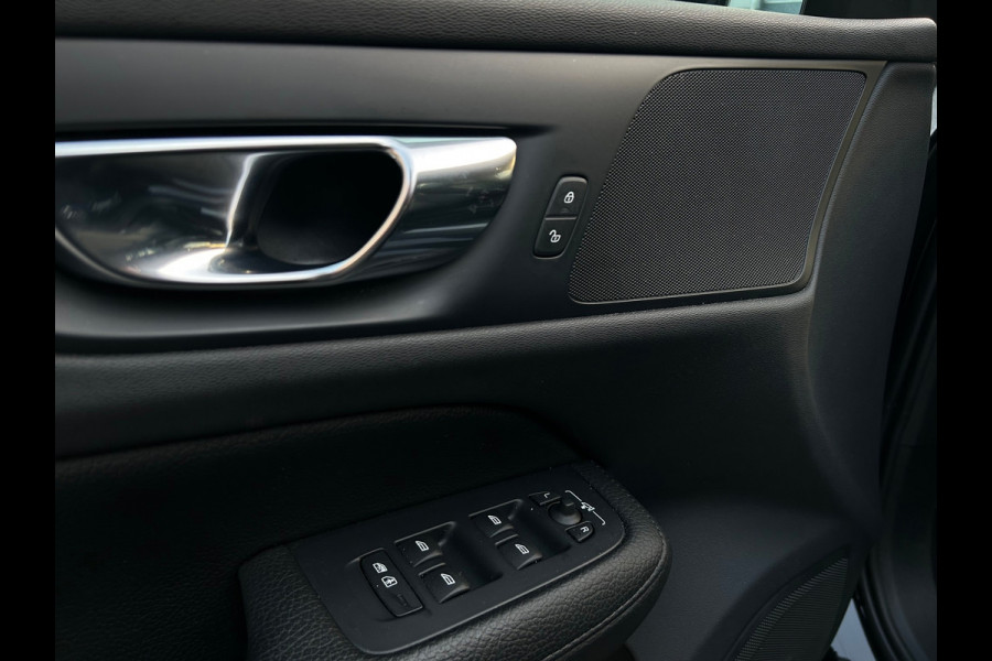 Volvo V60 2.0 T5 R-Design standkachel, camera, wegdraaibare trekhaak