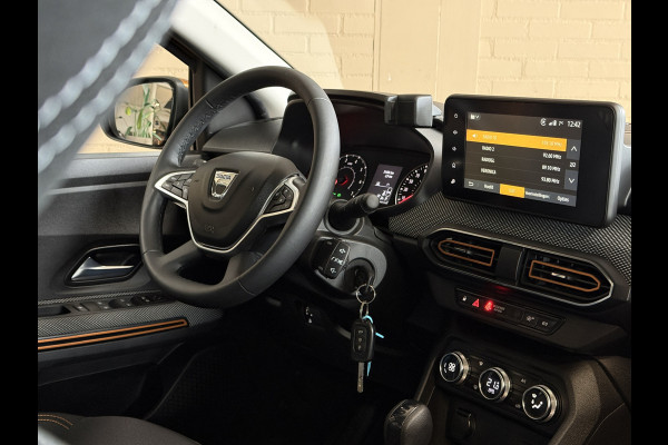 Dacia SANDERO Stepway 1.0 TCe 90 AUT Comfort | Navi | Camera | Clima | Carplay | Cruise control | PDC | LED | 100% Dealer onderhouden!