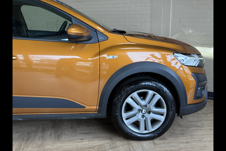 Dacia SANDERO Stepway 1.0 TCe 90 AUT Comfort | Navi | Camera | Clima | Carplay | Cruise control | PDC | LED | 100% Dealer onderhouden!