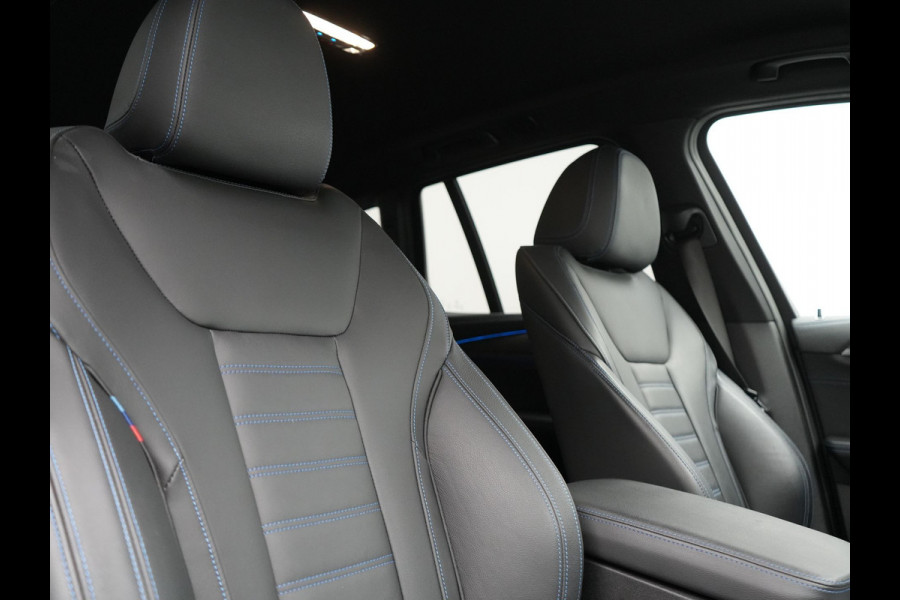 BMW X3 xDrive30e M Sport Plug In Hybrid 293pk Dealer O.H. PHEV | Adaptive Cruise | Head Up | 360 Camera | Harman / Kardon | Adaptief Onderstel | Lederen Sportstoelen Memory & Verwarmd | Sfeerverlichting | M Sportstuur Stuur Verwarmd | Keyless |