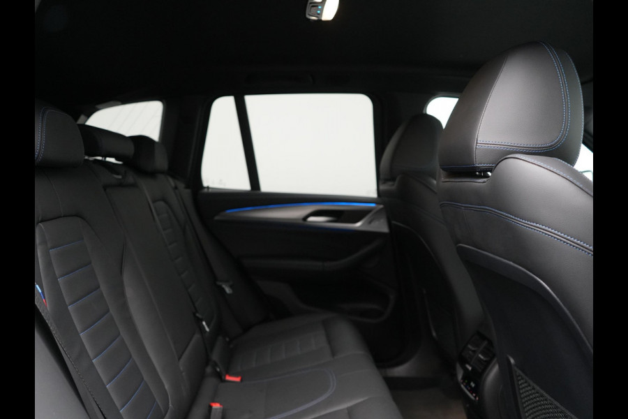 BMW X3 xDrive30e M Sport Plug In Hybrid 293pk Dealer O.H. PHEV | Adaptive Cruise | Head Up | 360 Camera | Harman / Kardon | Adaptief Onderstel | Lederen Sportstoelen Memory & Verwarmd | Sfeerverlichting | M Sportstuur Stuur Verwarmd | Keyless |