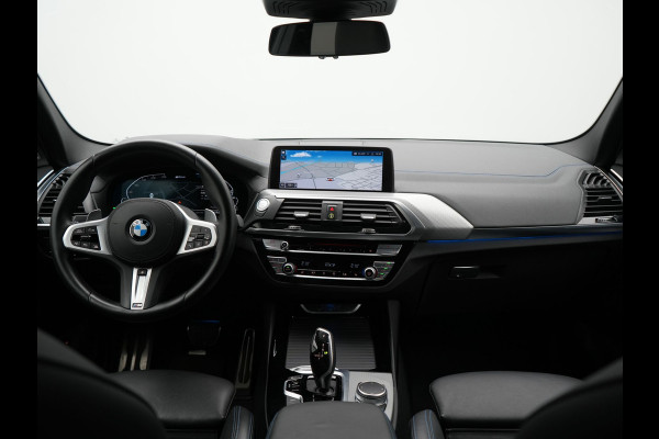 BMW X3 xDrive30e M Sport Plug In Hybrid 293pk Dealer O.H. PHEV | Adaptive Cruise | Head Up | 360 Camera | Harman / Kardon | Adaptief Onderstel | Lederen Sportstoelen Memory & Verwarmd | Sfeerverlichting | M Sportstuur Stuur Verwarmd | Keyless |