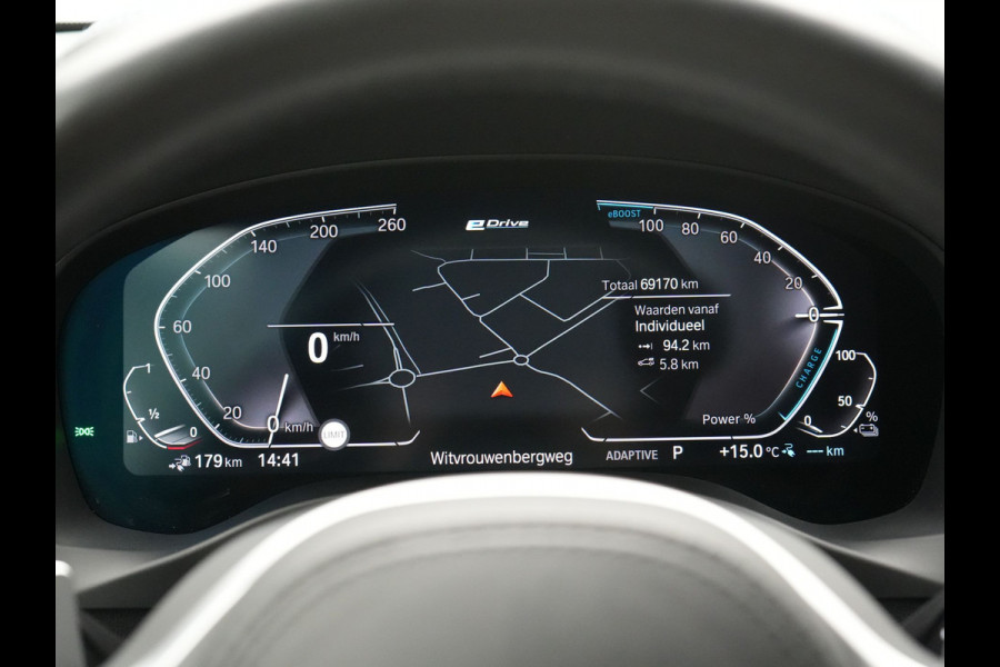 BMW X3 xDrive30e M Sport Plug In Hybrid 293pk Dealer O.H. PHEV | Adaptive Cruise | Head Up | 360 Camera | Harman / Kardon | Adaptief Onderstel | Lederen Sportstoelen Memory & Verwarmd | Sfeerverlichting | M Sportstuur Stuur Verwarmd | Keyless |