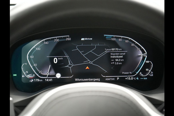 BMW X3 xDrive30e M Sport Plug In Hybrid 293pk Dealer O.H. PHEV | Adaptive Cruise | Head Up | 360 Camera | Harman / Kardon | Adaptief Onderstel | Lederen Sportstoelen Memory & Verwarmd | Sfeerverlichting | M Sportstuur Stuur Verwarmd | Keyless |