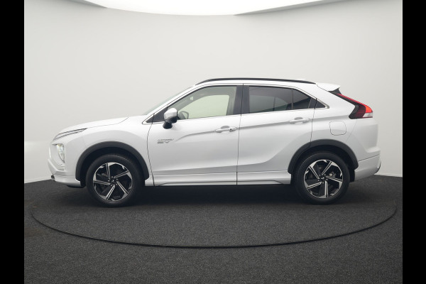 Mitsubishi Eclipse Cross 2.4 Intense+ Plug In Hybrid 188pk Dealer O.H. PHEV | Trekhaak Afn. | 360 Camera | Adaptive Cruise | Lederen Sportstoelen & Stuur Verwarmd | Navigatie Via TomTom | Apple Carplay | Keyless | Blis | DAB |