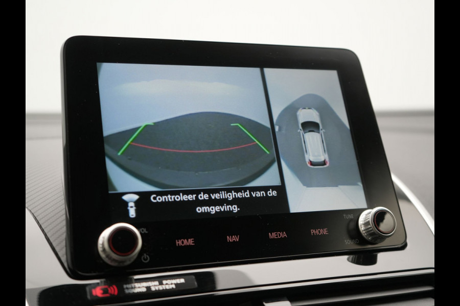 Mitsubishi Eclipse Cross 2.4 Intense+ Plug In Hybrid 188pk Dealer O.H. PHEV | Trekhaak Afn. | 360 Camera | Adaptive Cruise | Lederen Sportstoelen & Stuur Verwarmd | Navigatie Via TomTom | Apple Carplay | Keyless | Blis | DAB |