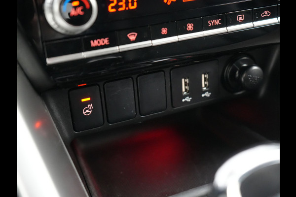 Mitsubishi Eclipse Cross 2.4 Intense+ Plug In Hybrid 188pk Dealer O.H. PHEV | Trekhaak Afn. | 360 Camera | Adaptive Cruise | Lederen Sportstoelen & Stuur Verwarmd | Navigatie Via TomTom | Apple Carplay | Keyless | Blis | DAB |