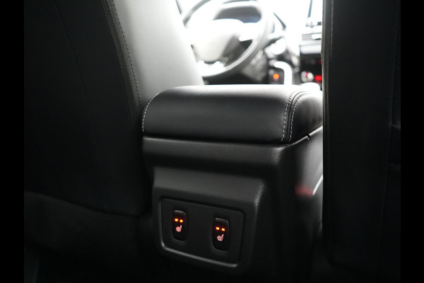 Mitsubishi Eclipse Cross 2.4 Intense+ Plug In Hybrid 188pk Dealer O.H. PHEV | Trekhaak Afn. | 360 Camera | Adaptive Cruise | Lederen Sportstoelen & Stuur Verwarmd | Navigatie Via TomTom | Apple Carplay | Keyless | Blis | DAB |