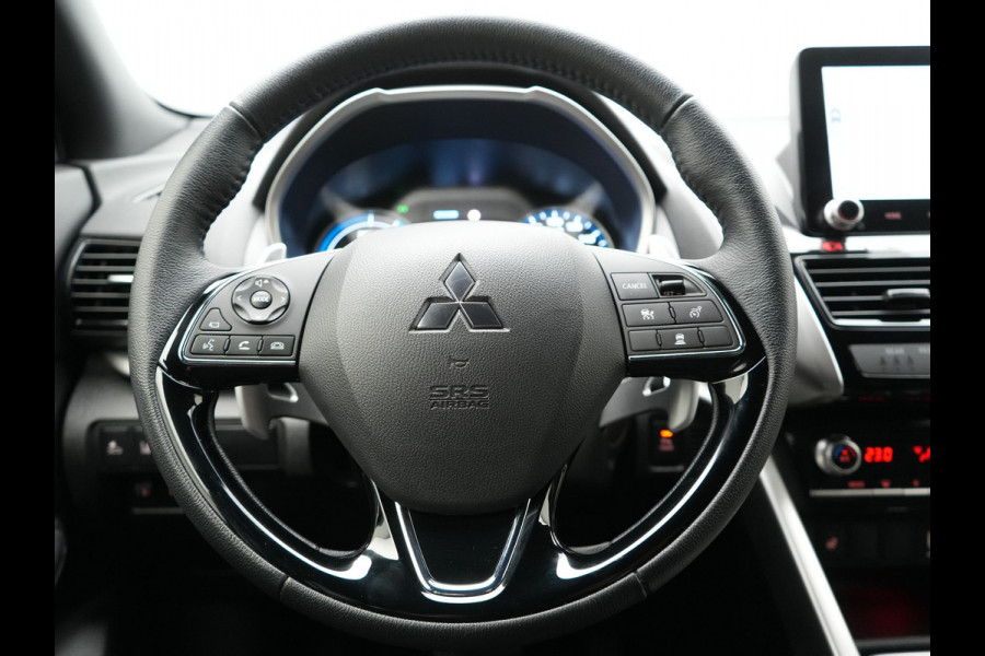 Mitsubishi Eclipse Cross 2.4 Intense+ Plug In Hybrid 188pk Dealer O.H. PHEV | Trekhaak Afn. | 360 Camera | Adaptive Cruise | Lederen Sportstoelen & Stuur Verwarmd | Navigatie Via TomTom | Apple Carplay | Keyless | Blis | DAB |