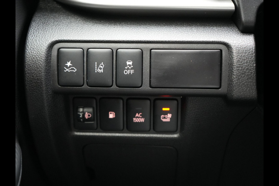 Mitsubishi Eclipse Cross 2.4 Intense+ Plug In Hybrid 188pk Dealer O.H. PHEV | Trekhaak Afn. | 360 Camera | Adaptive Cruise | Lederen Sportstoelen & Stuur Verwarmd | Navigatie Via TomTom | Apple Carplay | Keyless | Blis | DAB |