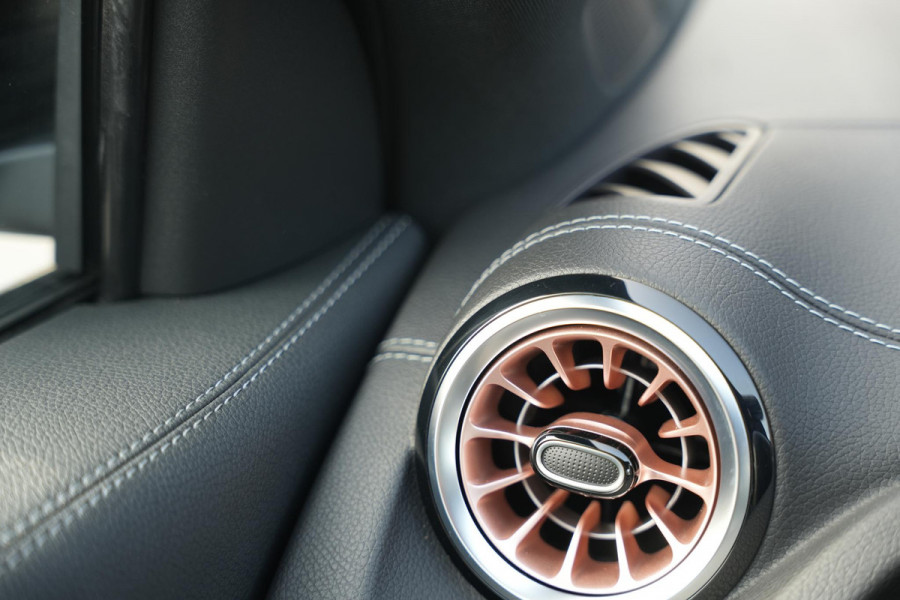 Mercedes-Benz EQA 250+ Business Solution 71 kWh Adapt. Cruise Keyless DAB+ Leer Nieuwstaat!