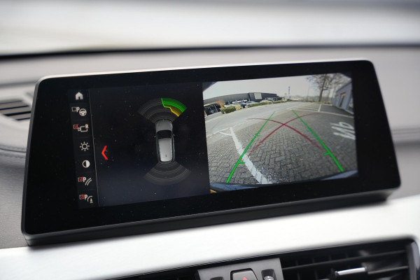 BMW X1 xDrive25e High Executive Panoramadak Adapt Cruise Half leer sport Navi