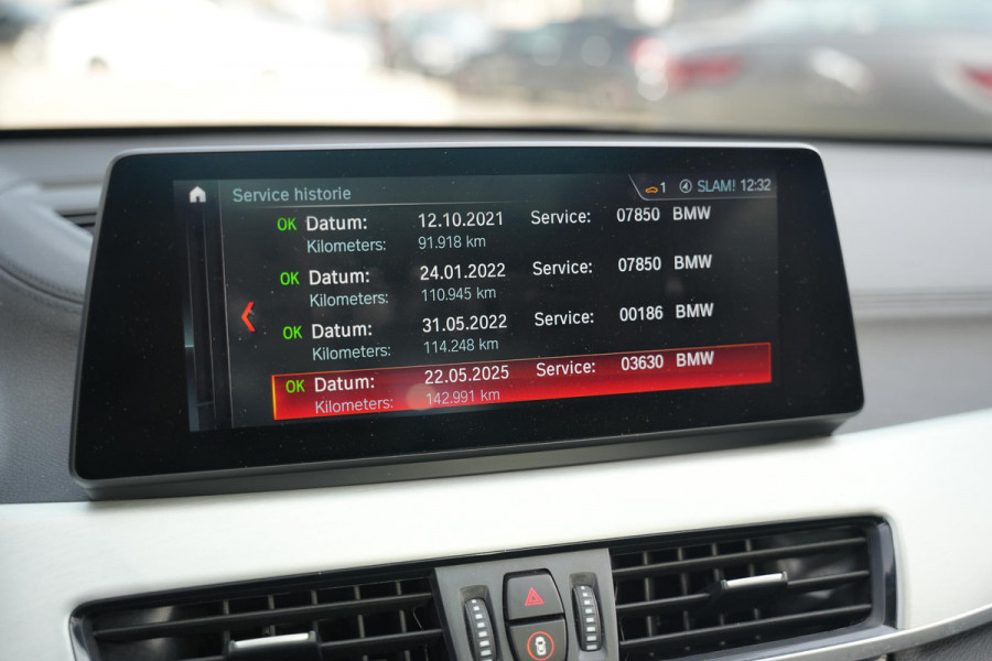 BMW X1 xDrive25e High Executive Panoramadak Adapt Cruise Half leer sport Navi