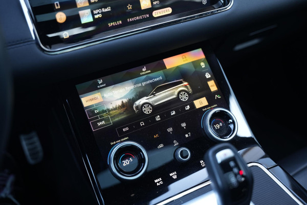 Land Rover Range Rover Evoque 1.5 P300e AWD R-Dynamic SE Panoramadak Meridian Adapt. Cruise Matrix LED Leer