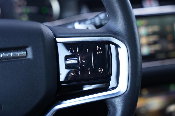 Land Rover Range Rover Evoque 1.5 P300e AWD R-Dynamic SE Panoramadak Meridian Adapt. Cruise Matrix LED Leer