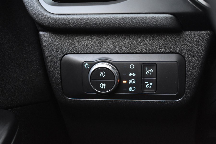 Ford Kuga 1.5 ECOBLUE 120PK AUT. TITANIUM HEAD-UP/NAVI/CAMERA