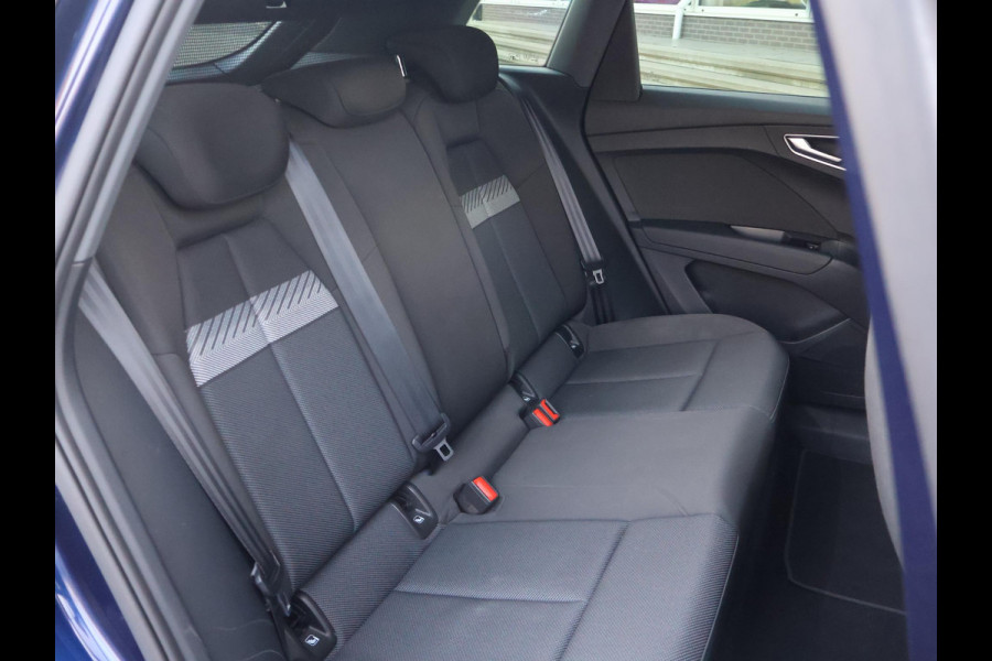 Audi Q4 e-tron 35 LAUNCH EDITION ADVANCED PLUS + PANORAMA | 20 INCH | ADAPTIVE CRUISE | CAMERA | SPORTSTOELEN