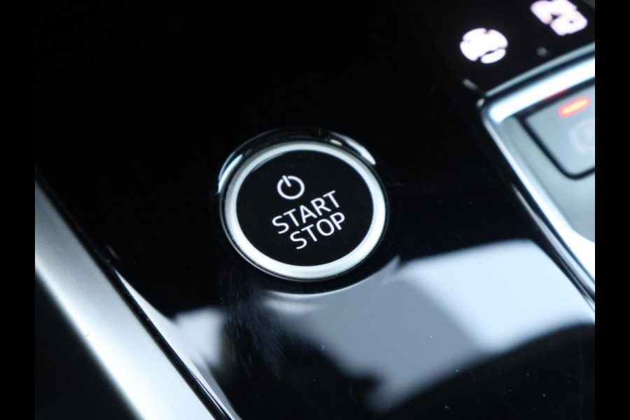 Audi Q4 e-tron 35 LAUNCH EDITION ADVANCED PLUS + PANORAMA | 20 INCH | ADAPTIVE CRUISE | CAMERA | SPORTSTOELEN