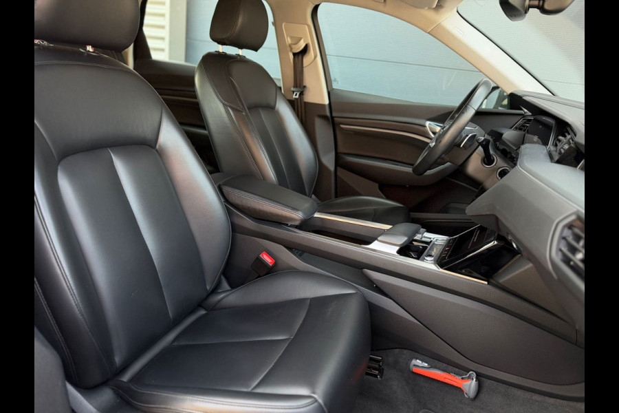 Audi e-tron E-tron 50 quattro Launch Sport edition, lederen interieur, stoelverwarming,luchtvering, NL auto met nationale auto pas