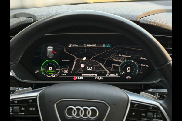 Audi e-tron E-tron 50 quattro Launch Sport edition, lederen interieur, stoelverwarming,luchtvering, NL auto met nationale auto pas