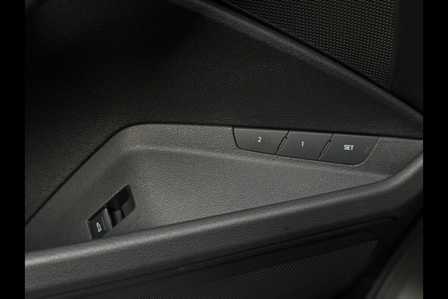 Audi e-tron E-tron 50 quattro Launch Sport edition, lederen interieur, stoelverwarming,luchtvering, NL auto met nationale auto pas