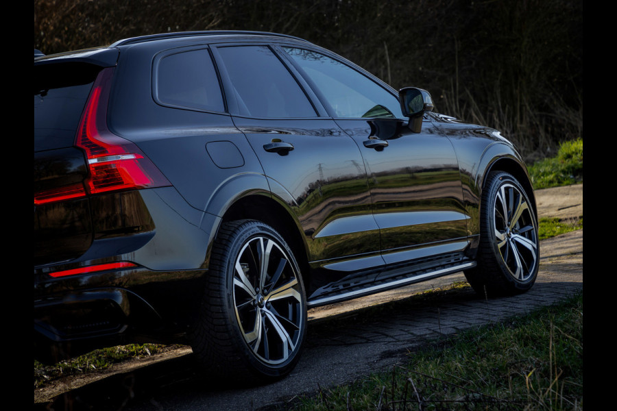 Volvo XC60 2.0 T6 Plug-in hybrid AWD Plus Dark Panoramadak