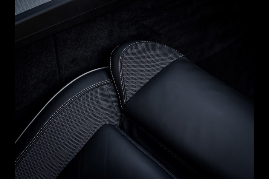 Volvo XC60 2.0 T6 Plug-in hybrid AWD Plus Dark Panoramadak