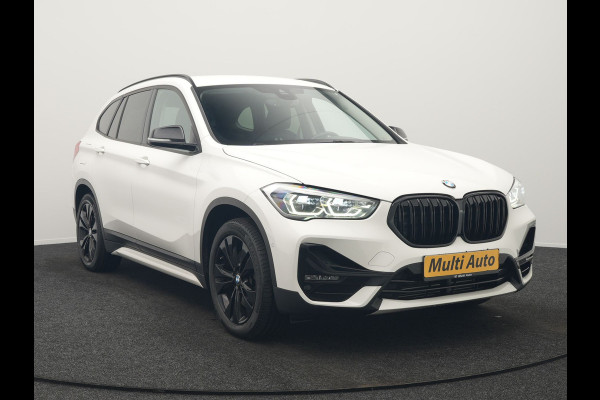 BMW X1 xDrive25e Sportline PHEV 221pk Dealer O.H. | Trekhaak Afn. | Camera | Sportstoelen Memory & Verwarmd | Keyless | Sfeerverlichting | Adaptive LED | Cruise Control | Navigatie | DAB |  Plug In Hybrid