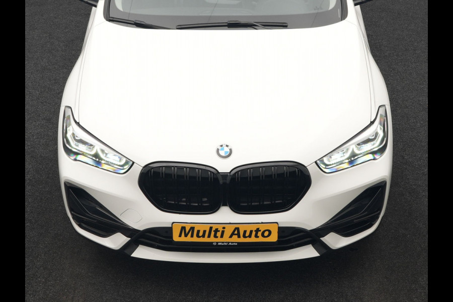 BMW X1 xDrive25e Sportline PHEV 221pk Dealer O.H. | Trekhaak Afn. | Camera | Sportstoelen Memory & Verwarmd | Keyless | Sfeerverlichting | Adaptive LED | Cruise Control | Navigatie | DAB |  Plug In Hybrid