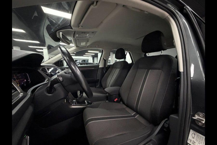 Volkswagen T-Roc 1.0 TSI | Carplay | Clima |Virtual Cockpit|