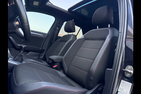 Volkswagen T-Roc 1.5 TSI R-Line Pano/Keyless/Camera