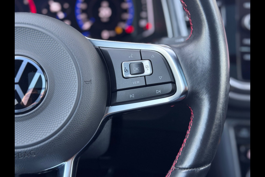 Volkswagen T-Roc 1.5 TSI R-Line Pano/Keyless/Camera
