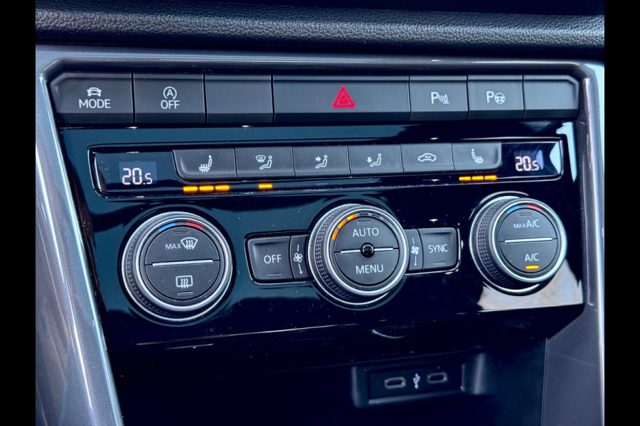 Volkswagen T-Roc 1.5 TSI R-Line Pano/Keyless/Camera