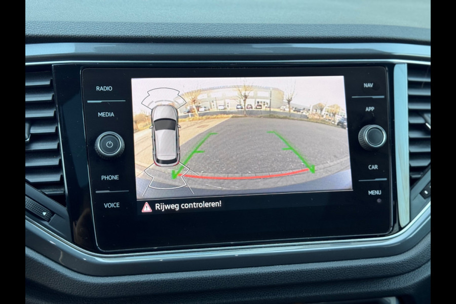 Volkswagen T-Roc 1.5 TSI R-Line Pano/Keyless/Camera