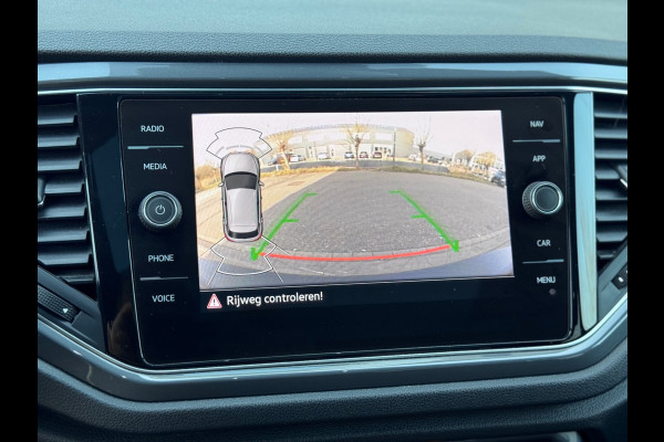 Volkswagen T-Roc 1.5 TSI R-Line Pano/Keyless/Camera