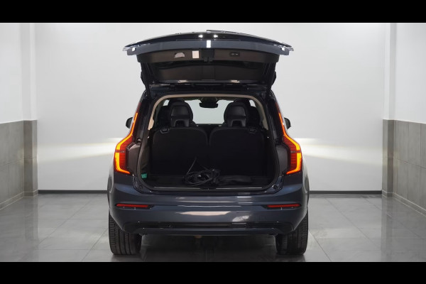 Volvo XC90 2.0 T8 Plug-in hybrid AWD Plus Dark ** FULL OPTIONS, PANORAMA, TREKH, 21-inch LMV, H&K SOUND ** 1e EIG - UNFALLFREI ** ** INFORMEER OOK NAAR ONZE AANTREKKELIJKE FINANCIAL-LEASE TARIEVEN **