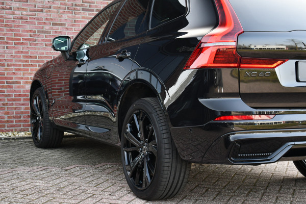 Volvo XC60 2.0 T6 Plug-in AWD Ultra Black Edition Pano ACC HUD 360 H/K 21inch Stuurverw