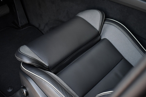 Volvo XC60 2.0 T6 Plug-in AWD Ultra Black Edition Pano ACC HUD 360 H/K 21inch Stuurverw