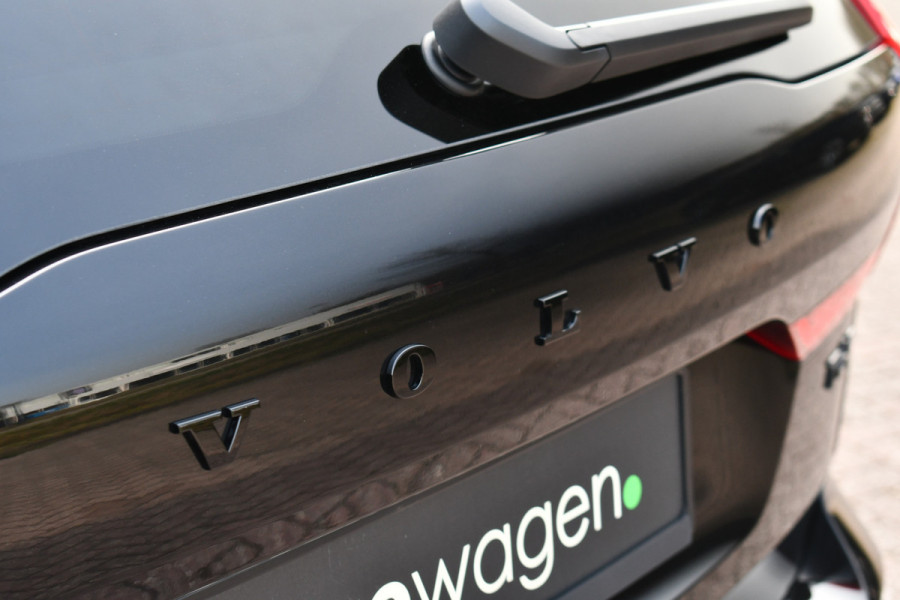 Volvo XC60 2.0 T6 Plug-in AWD Ultra Black Edition Pano ACC HUD 360 H/K 21inch Stuurverw