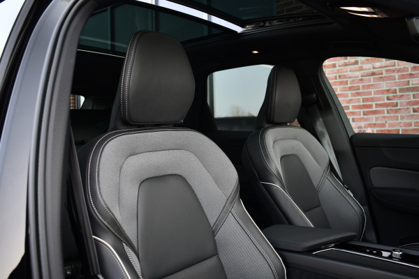 Volvo XC60 2.0 T6 Plug-in AWD Ultra Black Edition Pano ACC HUD 360 H/K 21inch Stuurverw