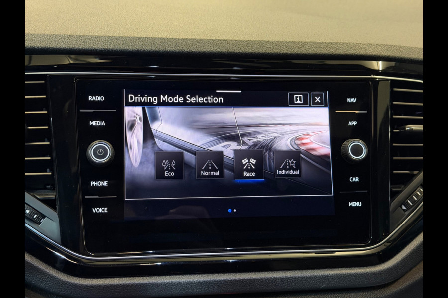 Volkswagen T-Roc 2.0 TSI 4Motion R|PANO|BOMVOL!