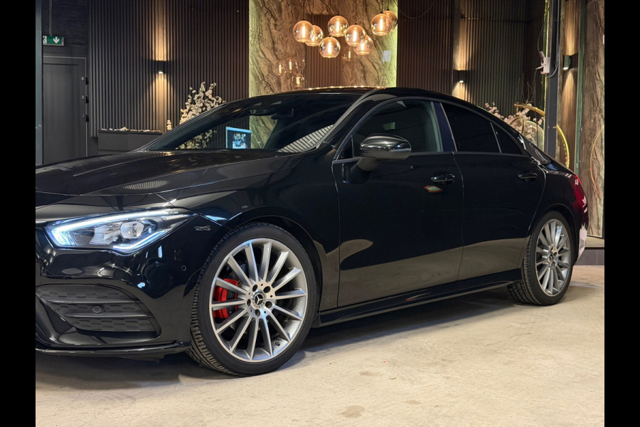 Mercedes-Benz CLA-Klasse 180 AMG|BOMVOL!
