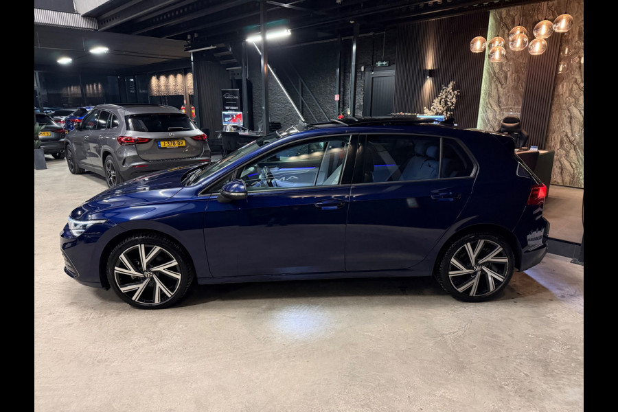 Volkswagen Golf 1.5 eTSI Life Business|PANORAMA