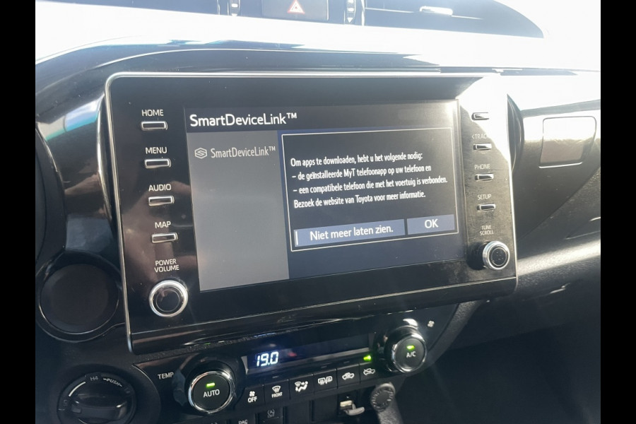 Toyota Hilux 2.4 D-4D DC 4WD | 3500kg AHG | camera