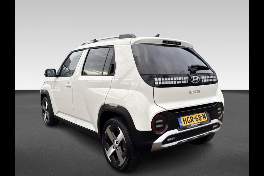 Hyundai Inster Evolve Sky Plus 49 kWh | All Season banden | Stuur- en stoelverwarming