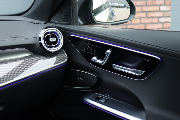 Mercedes-Benz C-Klasse Estate 300 e AMG Line Premium+ | Distronic+ | Panoramadak | Trekhaak | Memory | HUD | Digital Light | Verwarmd Stuurwiel | Advanced Sound System | Keyless Go | Surround Camera |
