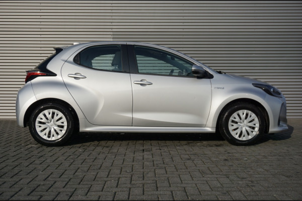 Toyota Yaris Active Hybrid AUTOMAAT | NAVI BY APP | CLIMA | CRUISE