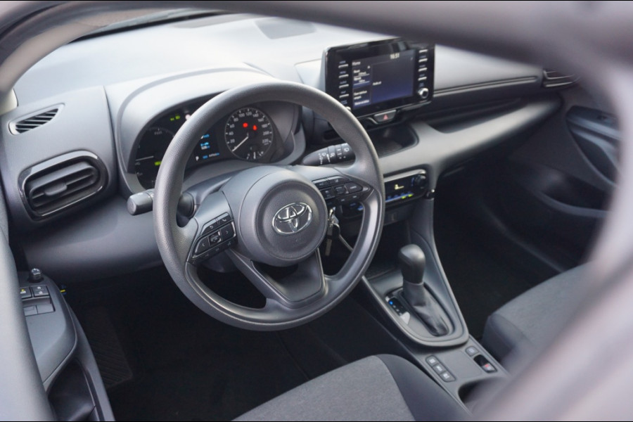 Toyota Yaris Active Hybrid AUTOMAAT | NAVI BY APP | CLIMA | CRUISE
